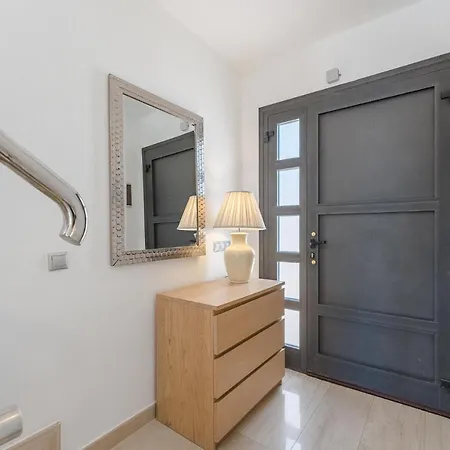 Townhouse Adeje شقة أذيخي